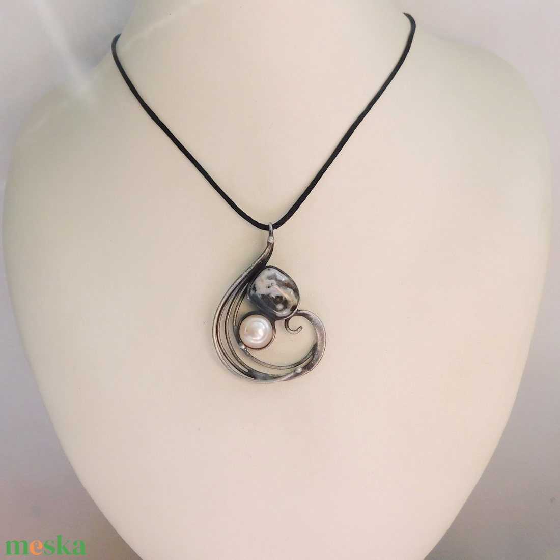 Óceán jáspis medál gyönggyel - ékszer - nyaklánc - medálos nyaklánc - Meska.hu