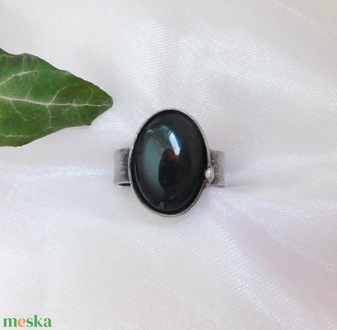 Heliotróp gyűrű - ékszer - gyűrű - szoliter gyűrű - Meska.hu