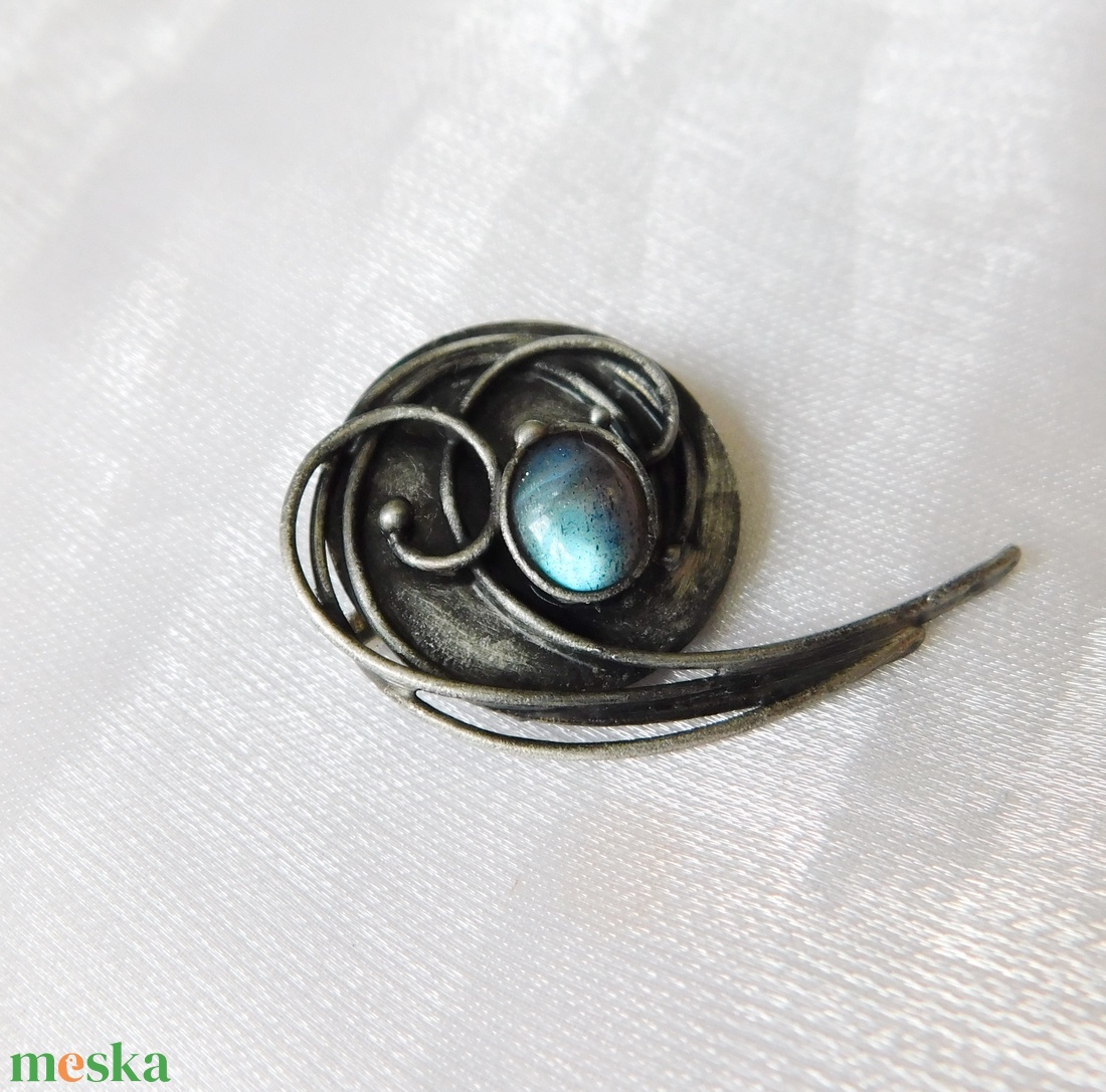 Labradorit bross / kitűző - ékszer - kitűző és bross - Meska.hu