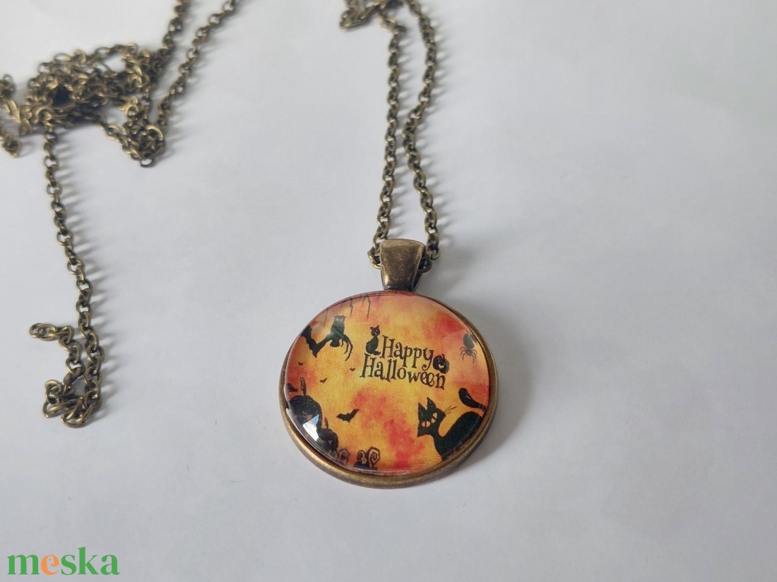 Happy Halloween cicás nyaklánc - otthon & életmód - dekoráció - halloween - halloweeni ékszerek - Meska.hu