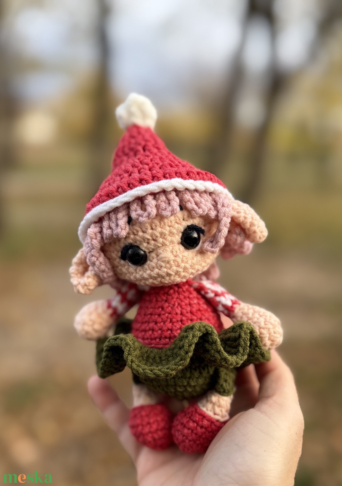 Horgolt karácsonyi elf - karácsony - karácsonyi lakásdekoráció - karácsonyi manók, figurák - Meska.hu