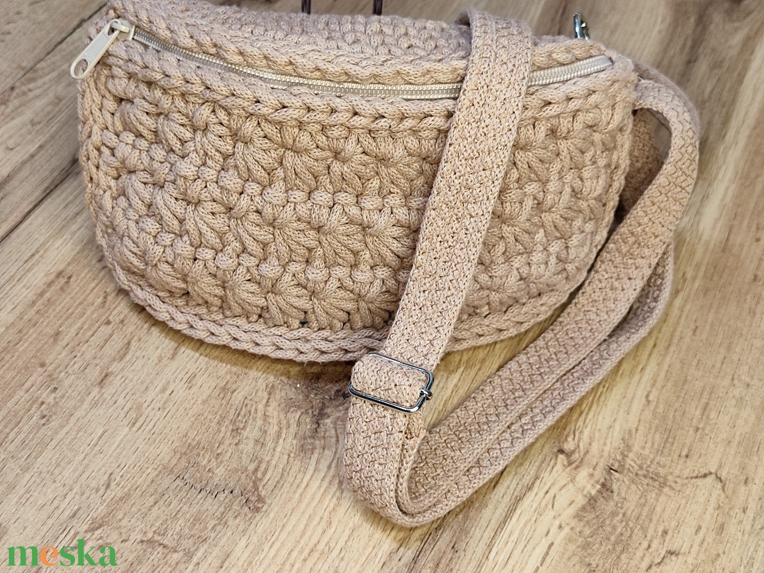 Crossbody táska - táska & tok - kézitáska & válltáska - vállon átvethető táska - Meska.hu