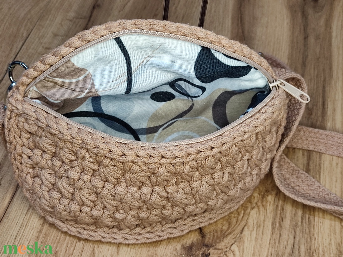 Crossbody táska - táska & tok - kézitáska & válltáska - vállon átvethető táska - Meska.hu