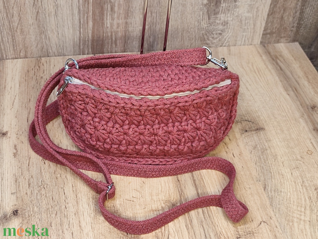 Crossbody táska - táska & tok - kézitáska & válltáska - vállon átvethető táska - Meska.hu