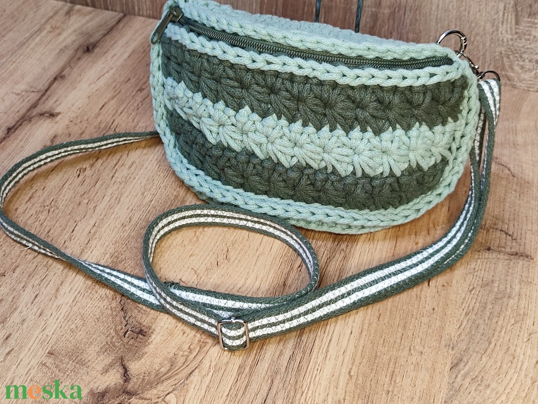 Crossbody táska - táska & tok - kézitáska & válltáska - vállon átvethető táska - Meska.hu