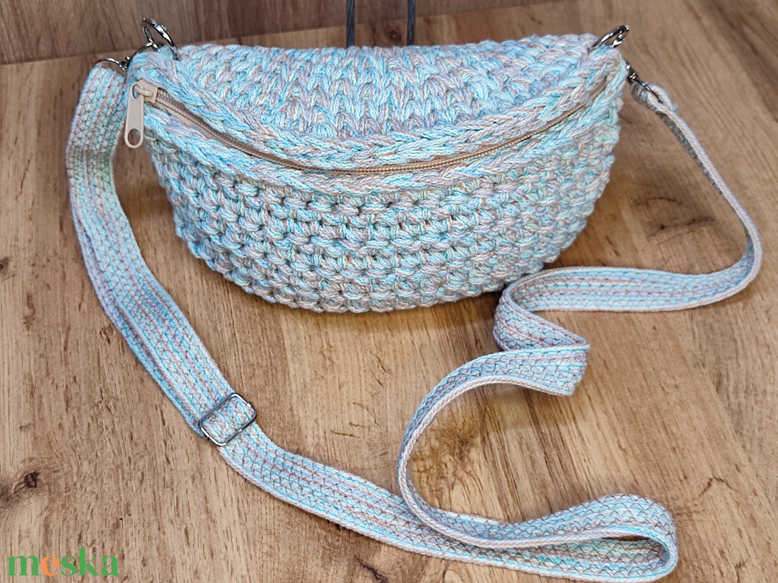 Crossbody táska - táska & tok - kézitáska & válltáska - vállon átvethető táska - Meska.hu