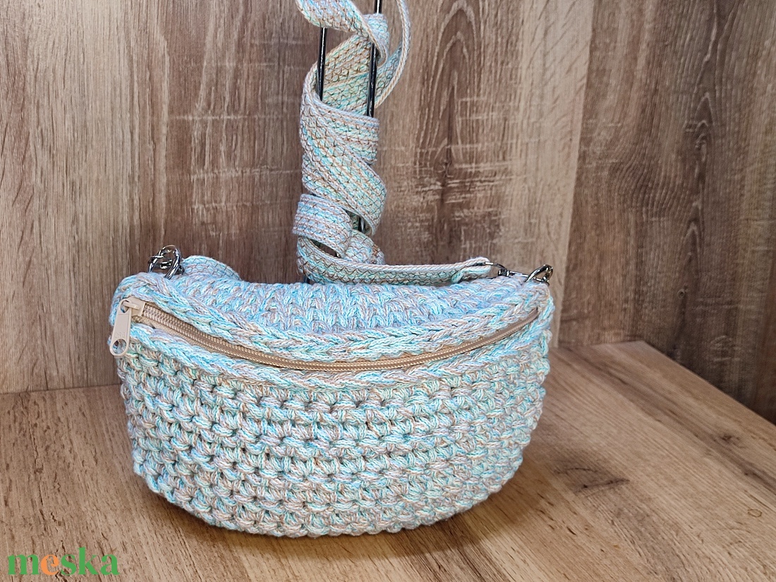 Crossbody táska - táska & tok - kézitáska & válltáska - vállon átvethető táska - Meska.hu