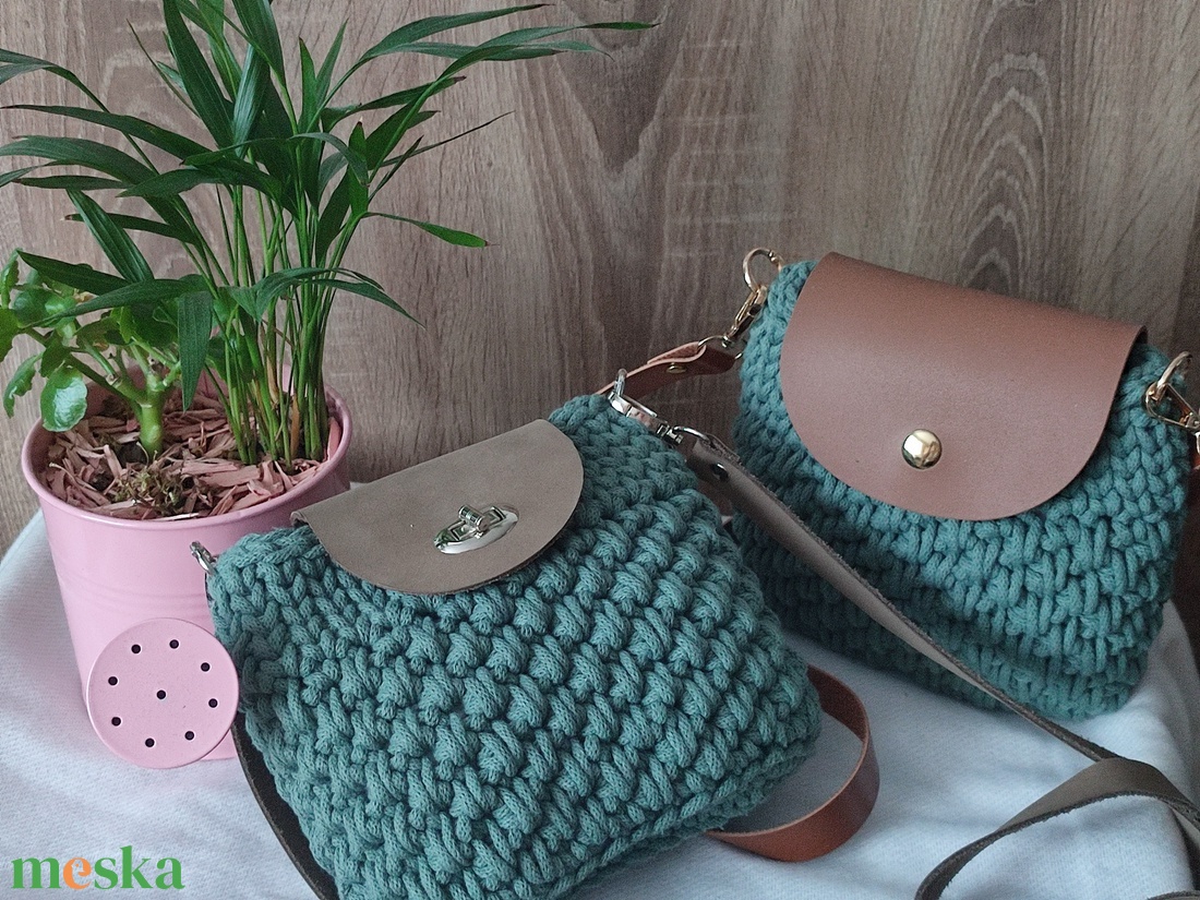 Táska a mindennapokra! - táska & tok - kézitáska & válltáska - vállon átvethető táska - Meska.hu