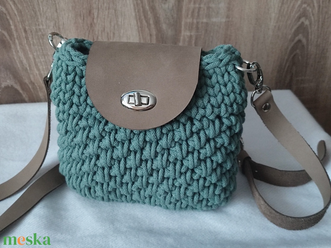 Táska a mindennapokra! - táska & tok - kézitáska & válltáska - vállon átvethető táska - Meska.hu