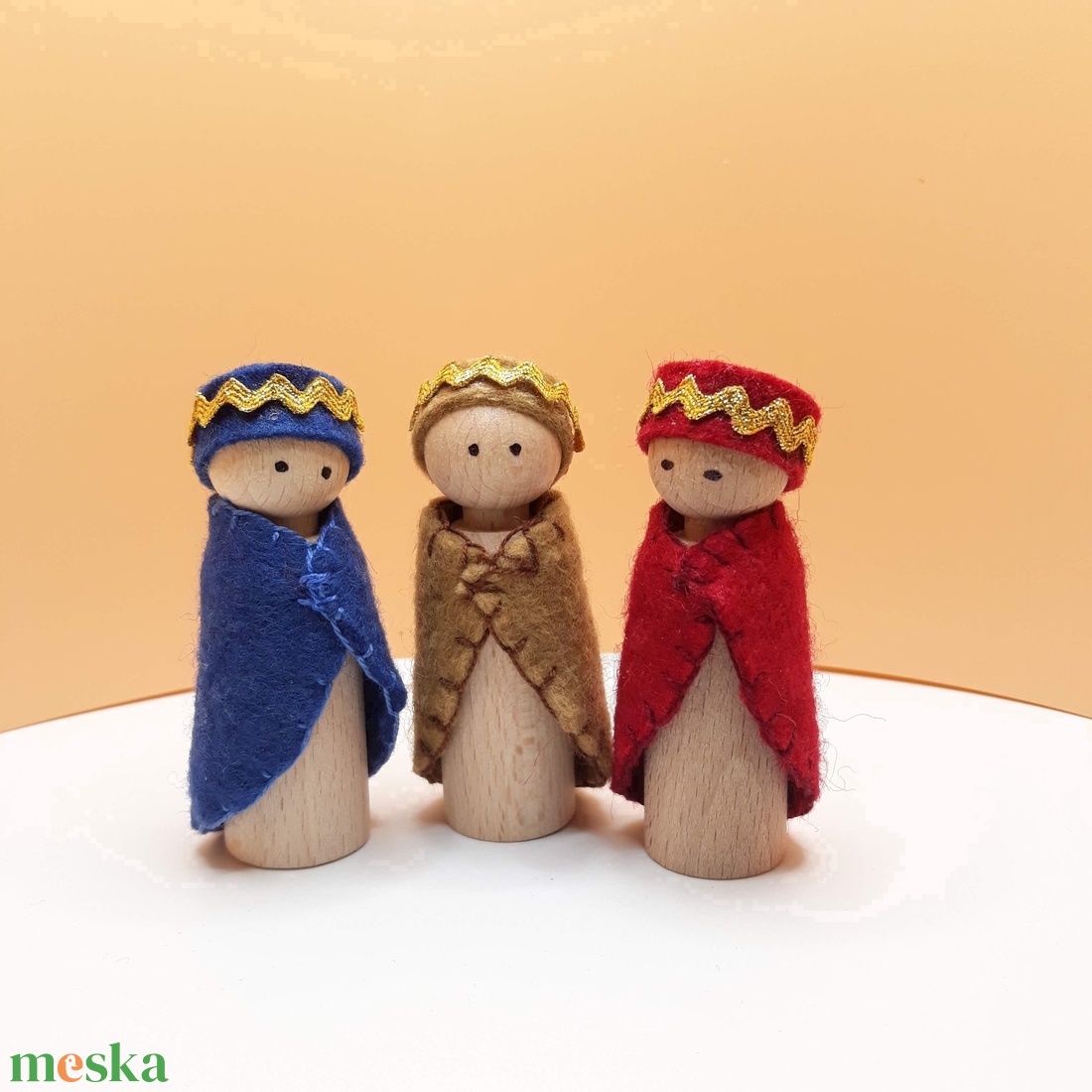 Betlehemi figurák -Szent család - három királyok, angyal és bárányok - karácsony - karácsonyi lakásdekoráció - karácsonyi manók, figurák - Meska.hu