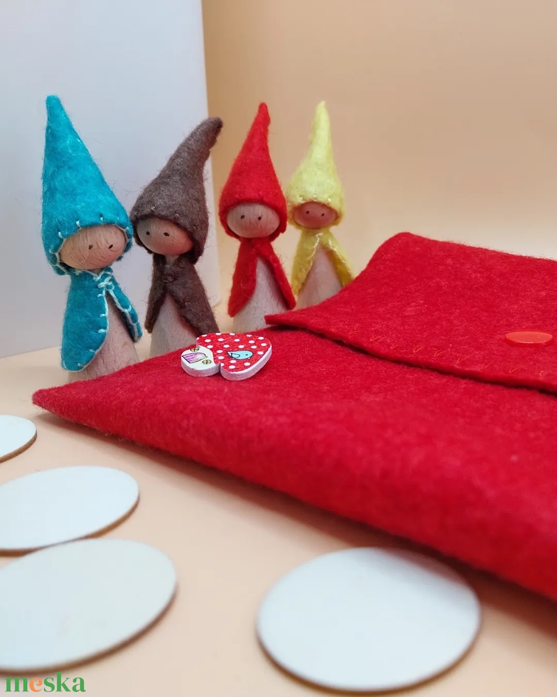 Színes Waldorf manók színezhető koronggal - játék & sport - készségfejlesztő és logikai játék - montessori szivárvány, waldorf játékok - Meska.hu Színes Waldorf manók színezhető koronggal - játék & sport - készségfejlesztő és logikai játék - montessori szivárvány, waldorf játékok - Meska.hu
