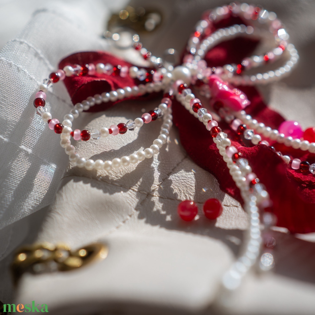 Táska charm vagy kulcstartó burgundi színben - táska & tok - kulcstartó & táskadísz - táskaakasztó - Meska.hu