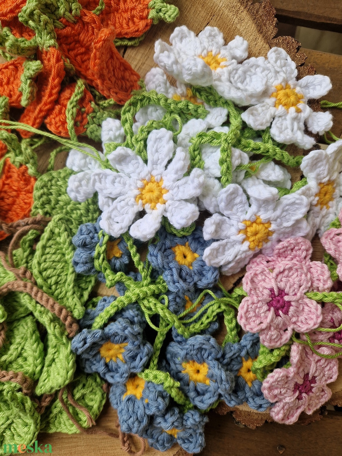 5 darabos horgolt füzércsomag - ünnepi díszek, dekorációk - húsvéti díszek és dekorációk - húsvéti ablakdíszek - Meska.hu