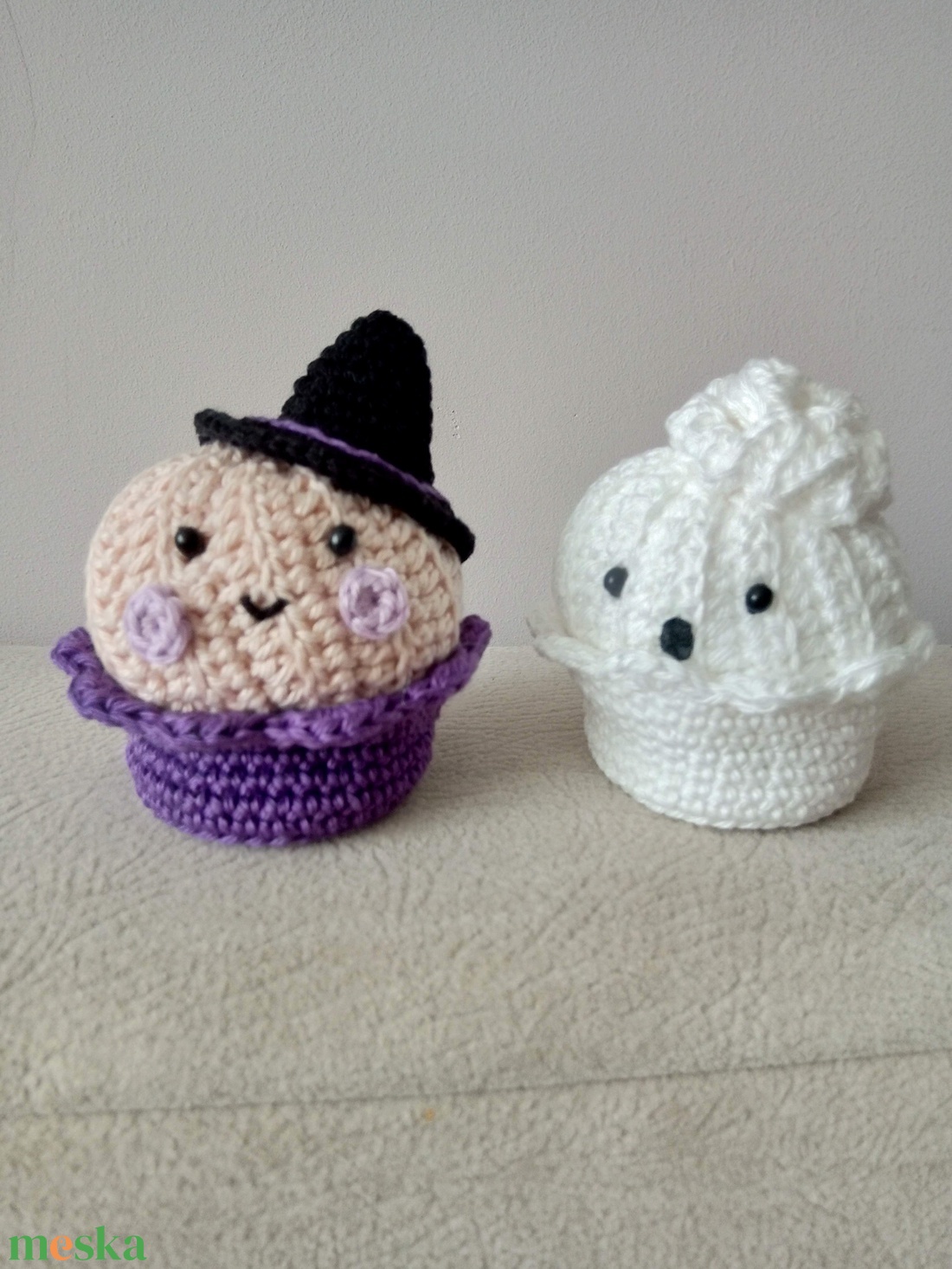HALLOVEEN MUFFINOK (különféle mintákkal) - otthon & életmód - dekoráció - halloween - halloweeni figurák - Meska.hu HALLOVEEN MUFFINOK (különféle mintákkal) - otthon & életmód - dekoráció - halloween - halloweeni figurák - Meska.hu