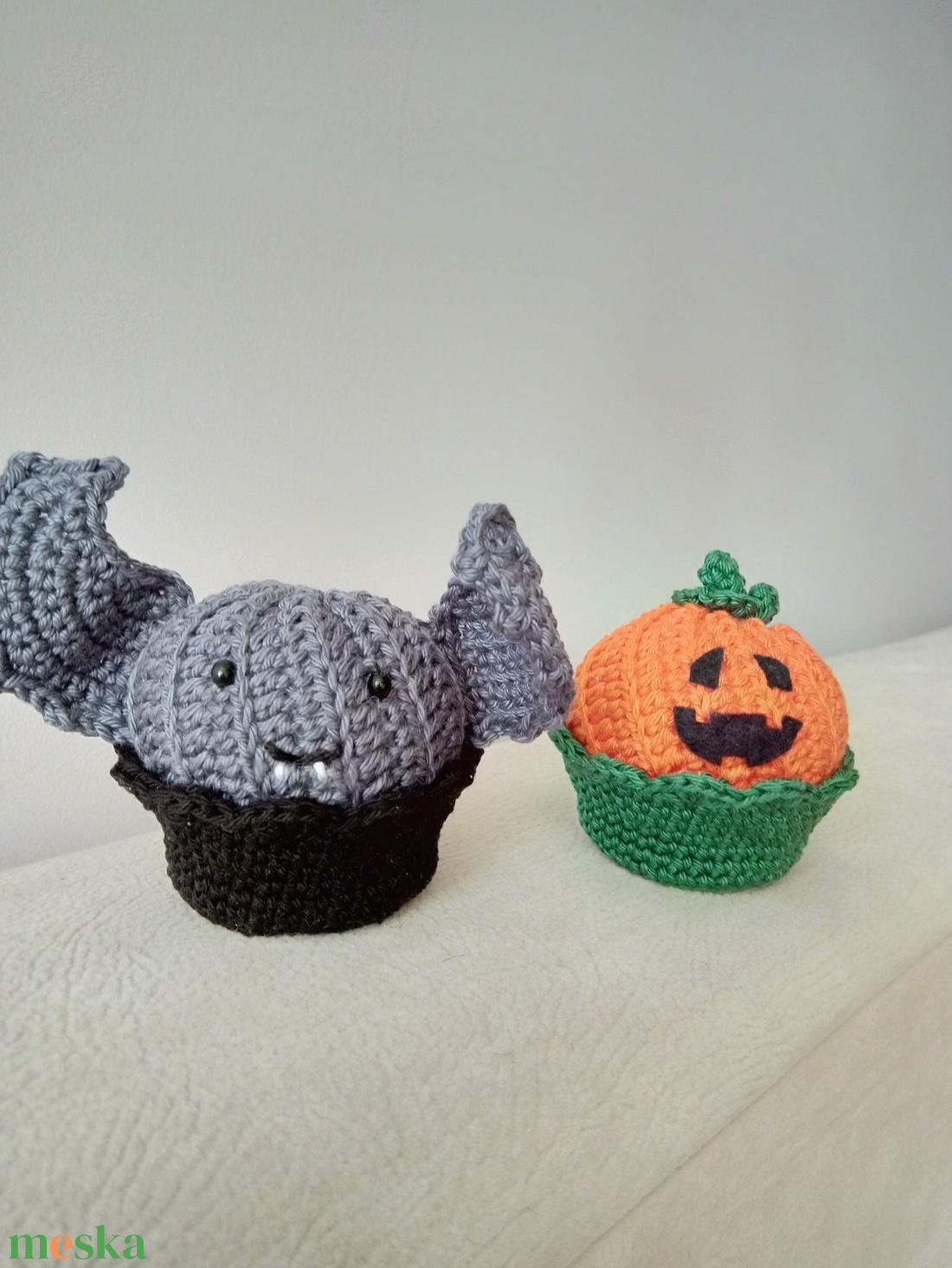 HALLOVEEN MUFFINOK (különféle mintákkal) - otthon & életmód - dekoráció - halloween - halloweeni figurák - Meska.hu HALLOVEEN MUFFINOK (különféle mintákkal) - otthon & életmód - dekoráció - halloween - halloweeni figurák - Meska.hu