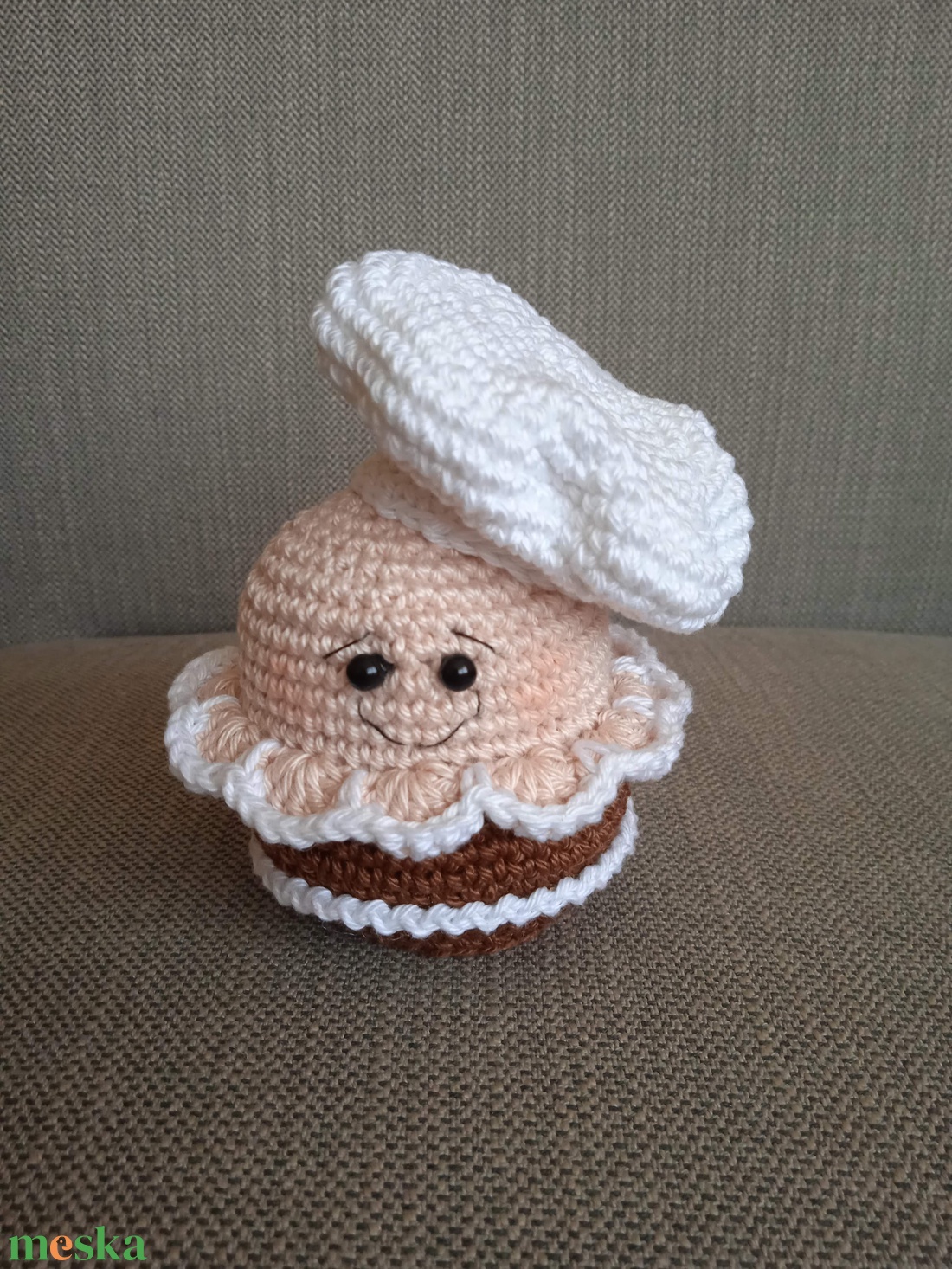 MÉZESKALÁCS MUFFIN (fiú vagy lány) - karácsony - karácsonyi lakásdekoráció - karácsonyi manók, figurák - Meska.hu