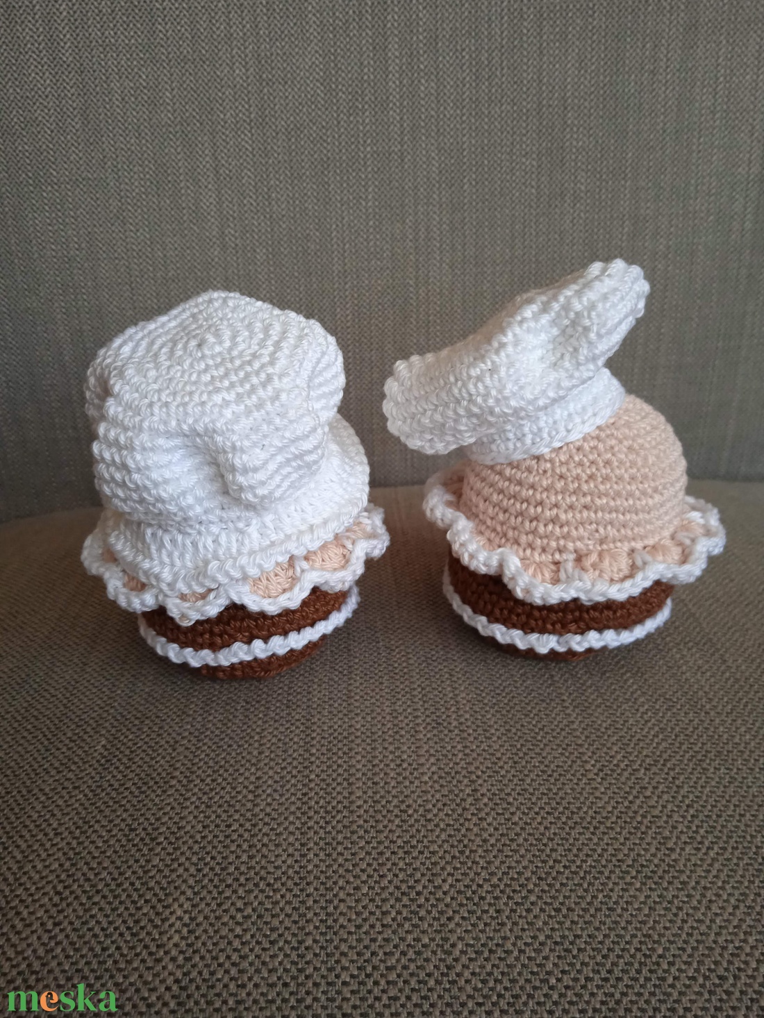 MÉZESKALÁCS MUFFIN (fiú vagy lány) - karácsony - karácsonyi lakásdekoráció - karácsonyi manók, figurák - Meska.hu