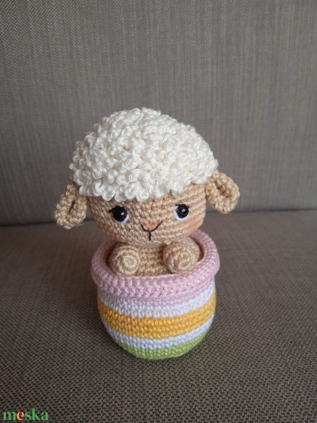 Bárány csíkos kaspóban - otthon & életmód - dekoráció - asztal és polc dekoráció - asztaldísz - Meska.hu