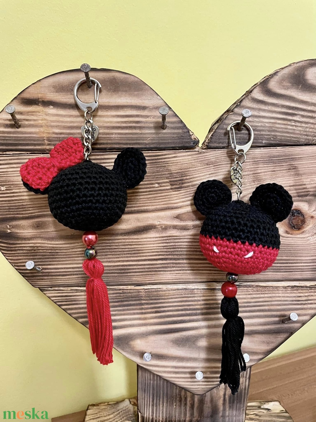 Horgolt Minnie és Mickey egér kulcstartók - táska & tok - kulcstartó & táskadísz - kulcstartó - Meska.hu Horgolt Minnie és Mickey egér kulcstartók - táska & tok - kulcstartó & táskadísz - kulcstartó - Meska.hu