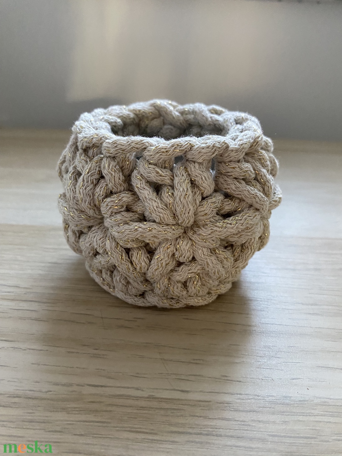 Horgolt mécsestartó, 7 cm magas - karácsony - karácsonyi lakásdekoráció - karácsonyi lakásdíszek - Meska.hu