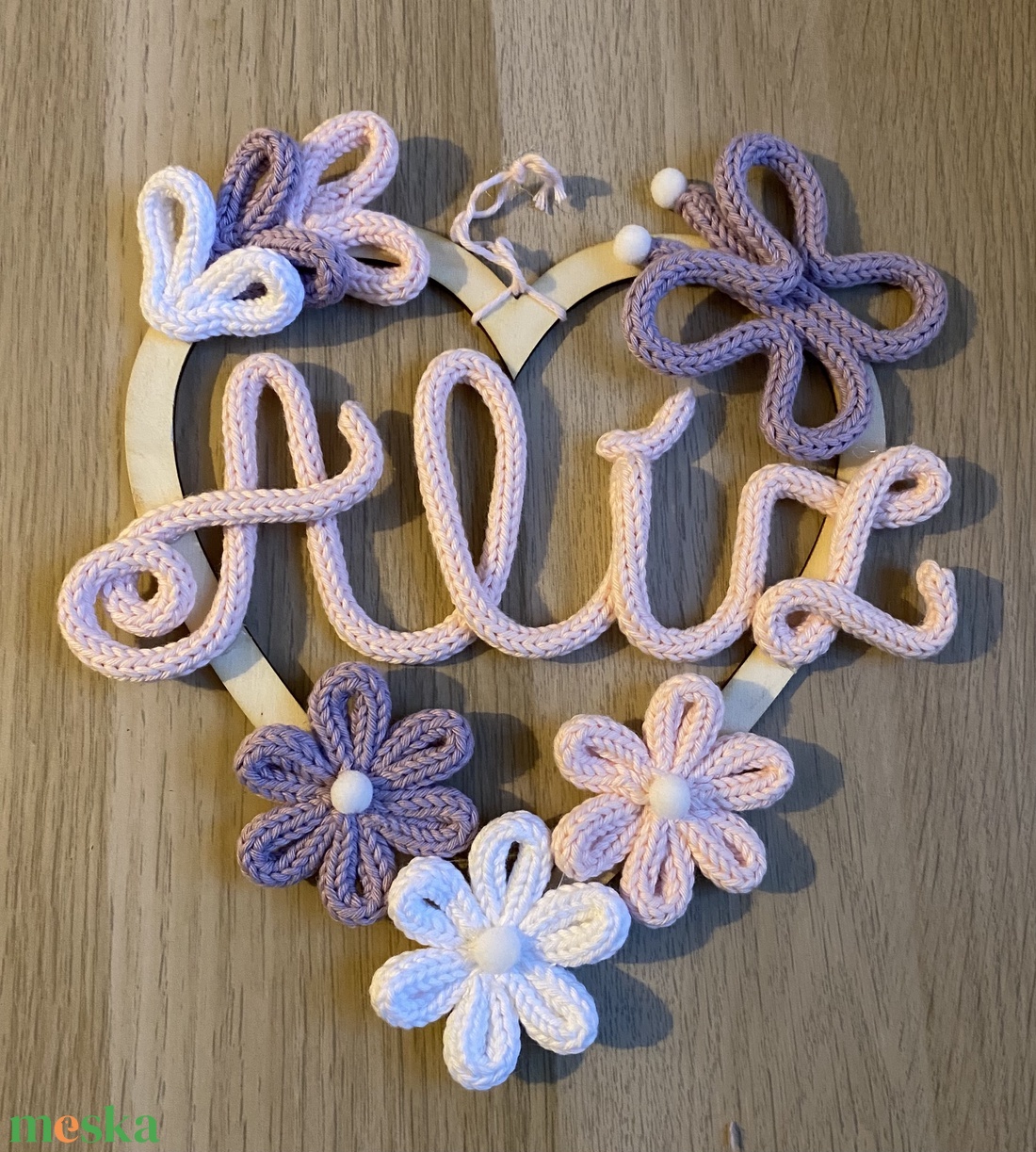 Falidísz egyedi válaszható felirattal - baba - mama - babaszoba dekoráció - babanév dekoráció - Meska.hu