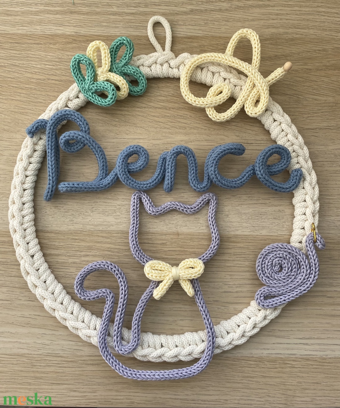 Falidísz egyedi válaszható felirattal - baba - mama - babaszoba dekoráció - babanév dekoráció - Meska.hu