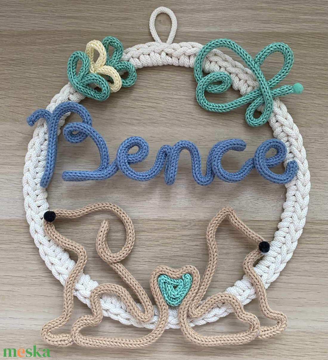 Falidísz egyedi válaszható felirattal - baba - mama - babaszoba dekoráció - babanév dekoráció - Meska.hu