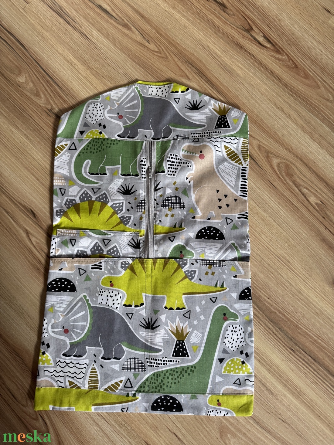 Dínó mintás ovis zsák és tornazsák szettben - játék & sport - ovis felszerelés - ovis szett - Meska.hu