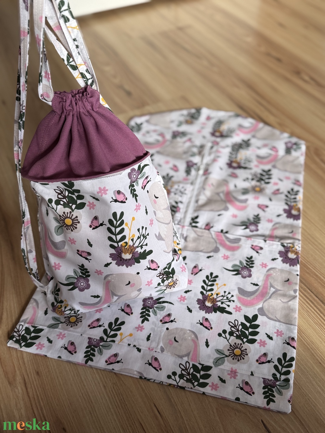 Nyuszi mintás ovis zsák és tornazsák szettben - játék & sport - ovis felszerelés - ovis szett - Meska.hu