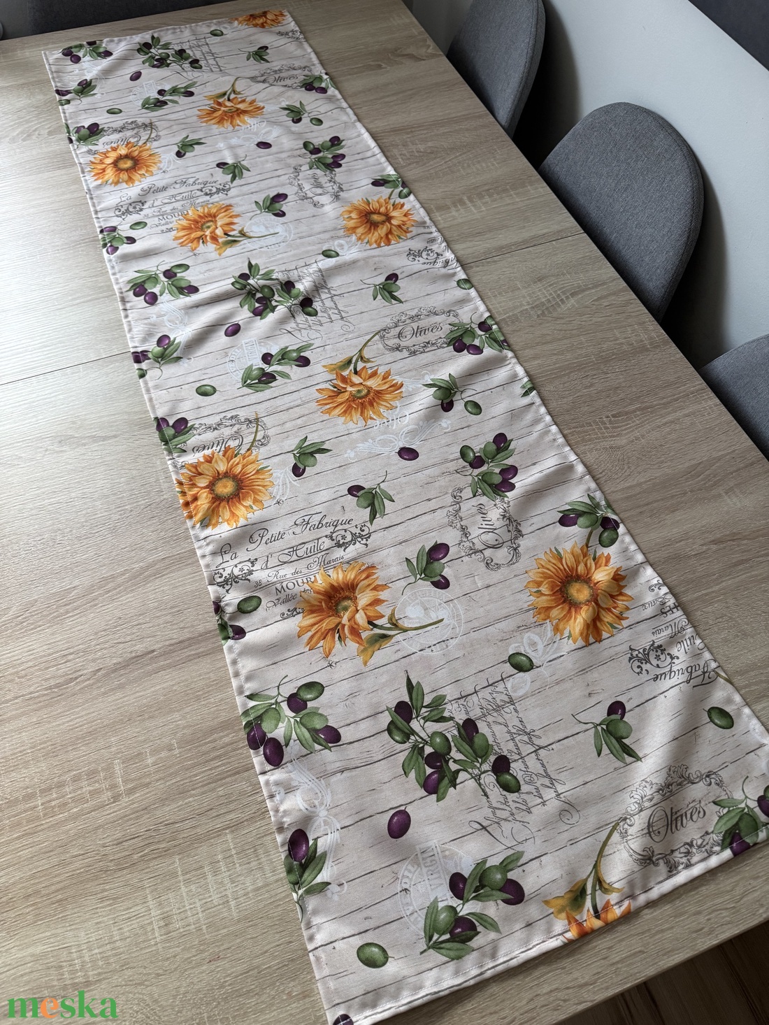 Húsvéti / tavaszi mintás asztali futó, abrosz - otthon & életmód - dekoráció - húsvéti asztaldíszek - Meska.hu