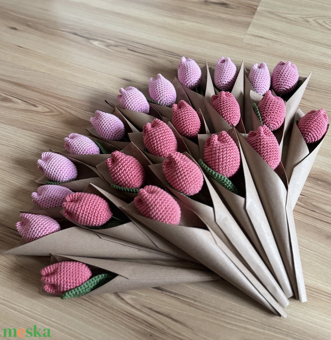 Nőnapi horgolt tulipán - otthon & életmód - virágdekoráció - virágok - virágcsokor - Meska.hu