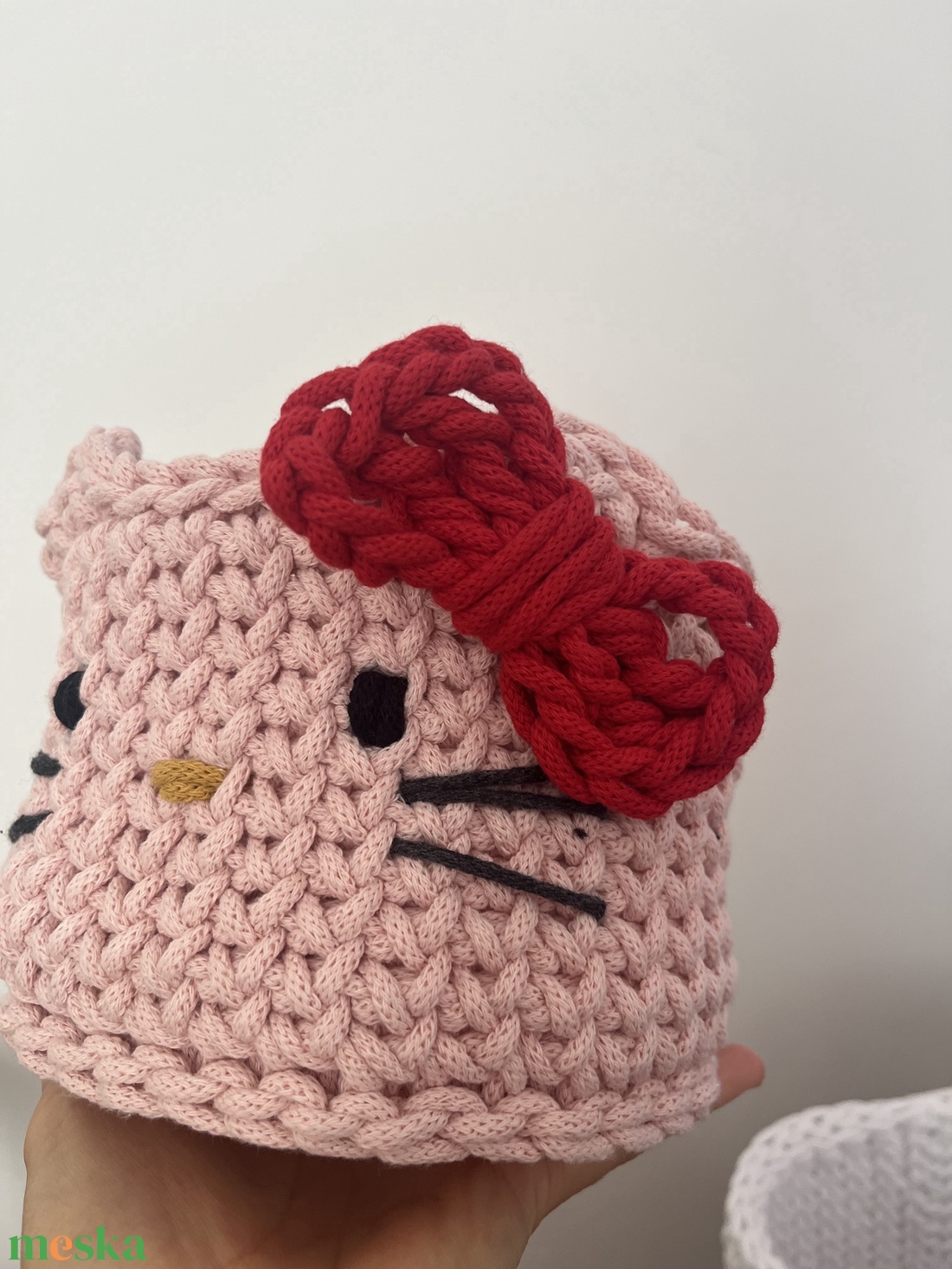 Horgolt Hello Kitty kosár - otthon & életmód - tárolás & rendszerezés - tárolókosár - Meska.hu Horgolt Hello Kitty kosár - otthon & életmód - tárolás & rendszerezés - tárolókosár - Meska.hu