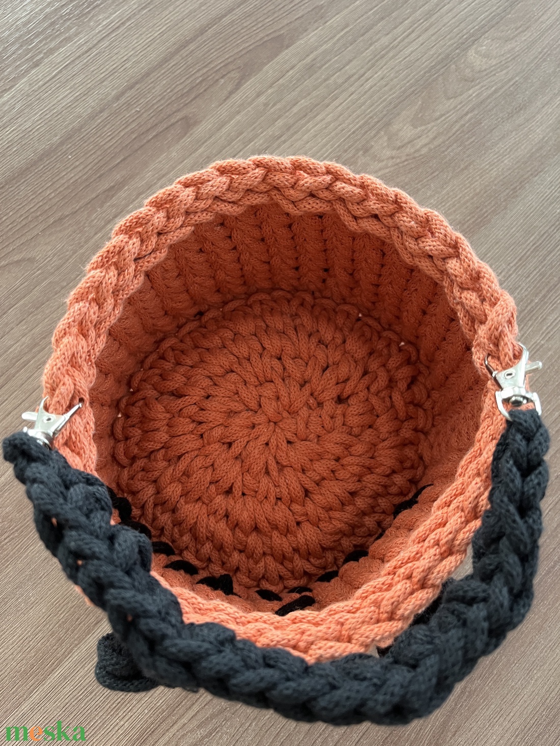 Horgolt faragott sütőtök kosár  - otthon & életmód - tárolás & rendszerezés - tárolókosár - Meska.hu