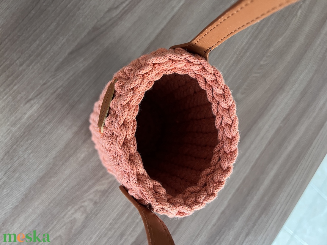 Horgolt bor - ital- kulacstartó - otthon & életmód - konyhafelszerelés, tálalás - italos kellékek - italtartó - Meska.hu