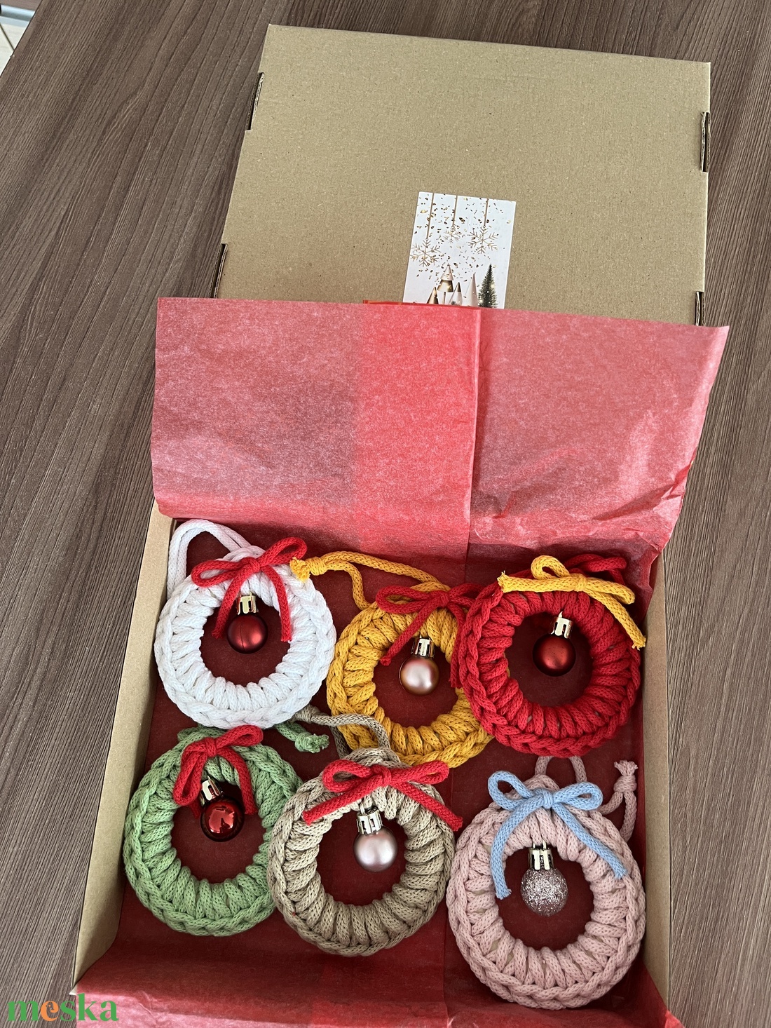 Karácsonyfadíszek díszdobozban - karácsony - karácsonyi lakásdekoráció - karácsonyi lakásdíszek - Meska.hu