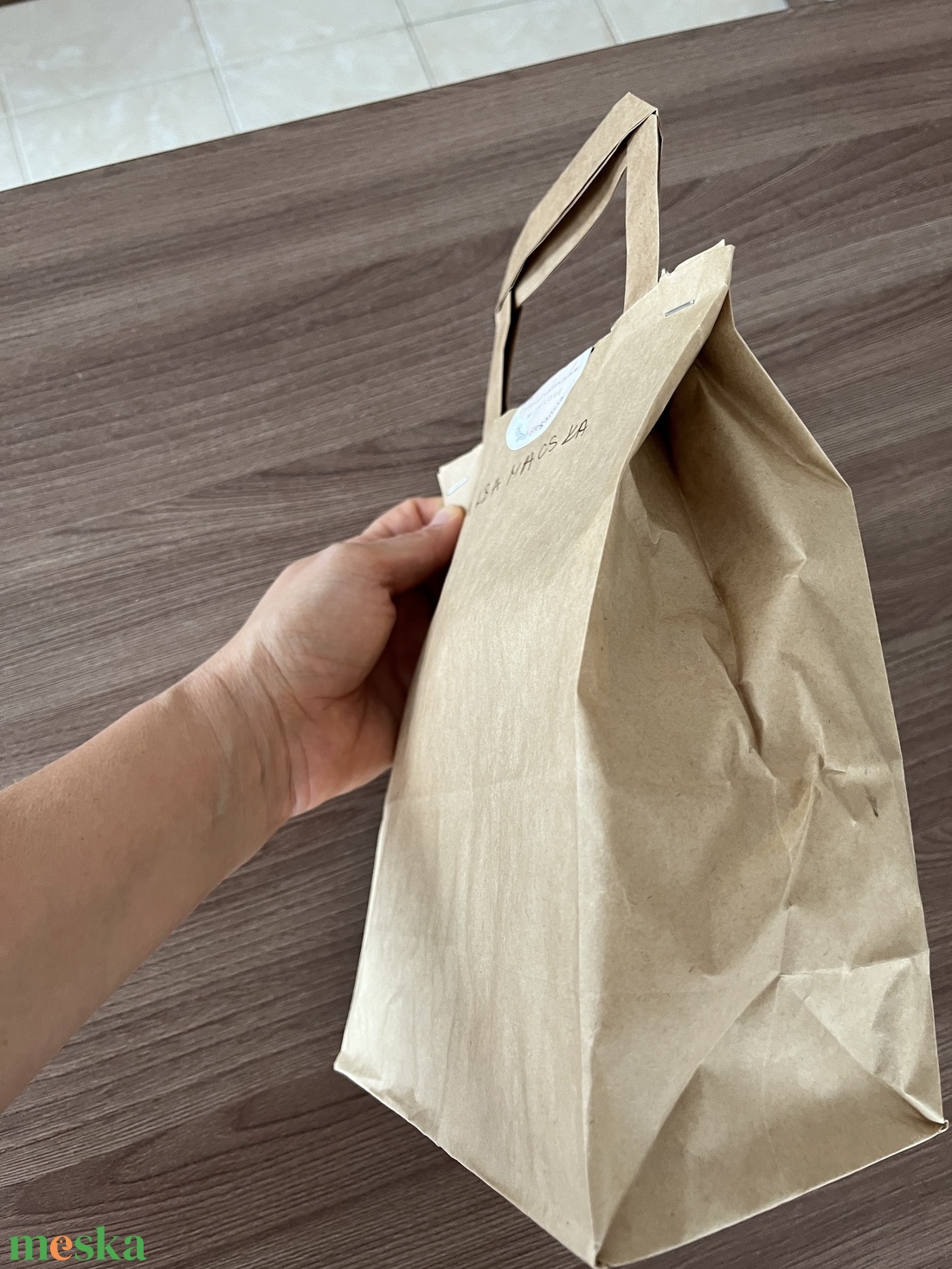 Horgolt zsákbamacska - nagy - otthon & életmód - tárolás & rendszerezés - íróasztali tároló - Meska.hu