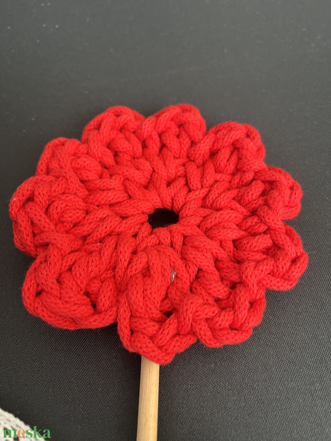 Horgolt virág - otthon & életmód - virágdekoráció - virágok - szálas virág - Meska.hu