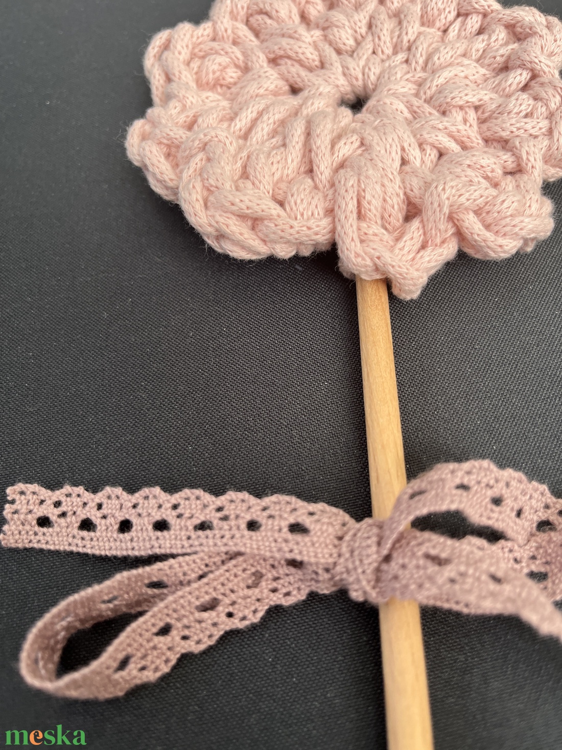 Horgolt virág - otthon & életmód - virágdekoráció - virágok - szálas virág - Meska.hu