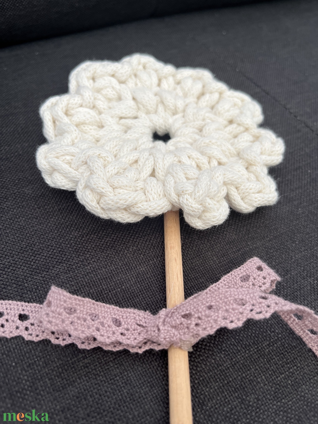 Horgolt virág - otthon & életmód - virágdekoráció - virágok - szálas virág - Meska.hu