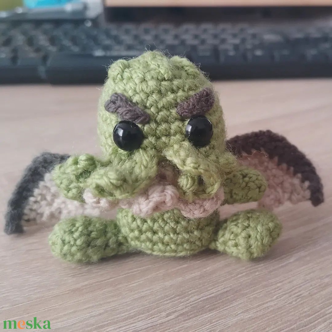 Mini Cthulhu - játék & sport - plüssállat & játékfigura - szörnyike - Meska.hu Mini Cthulhu - játék & sport - plüssállat & játékfigura - szörnyike - Meska.hu