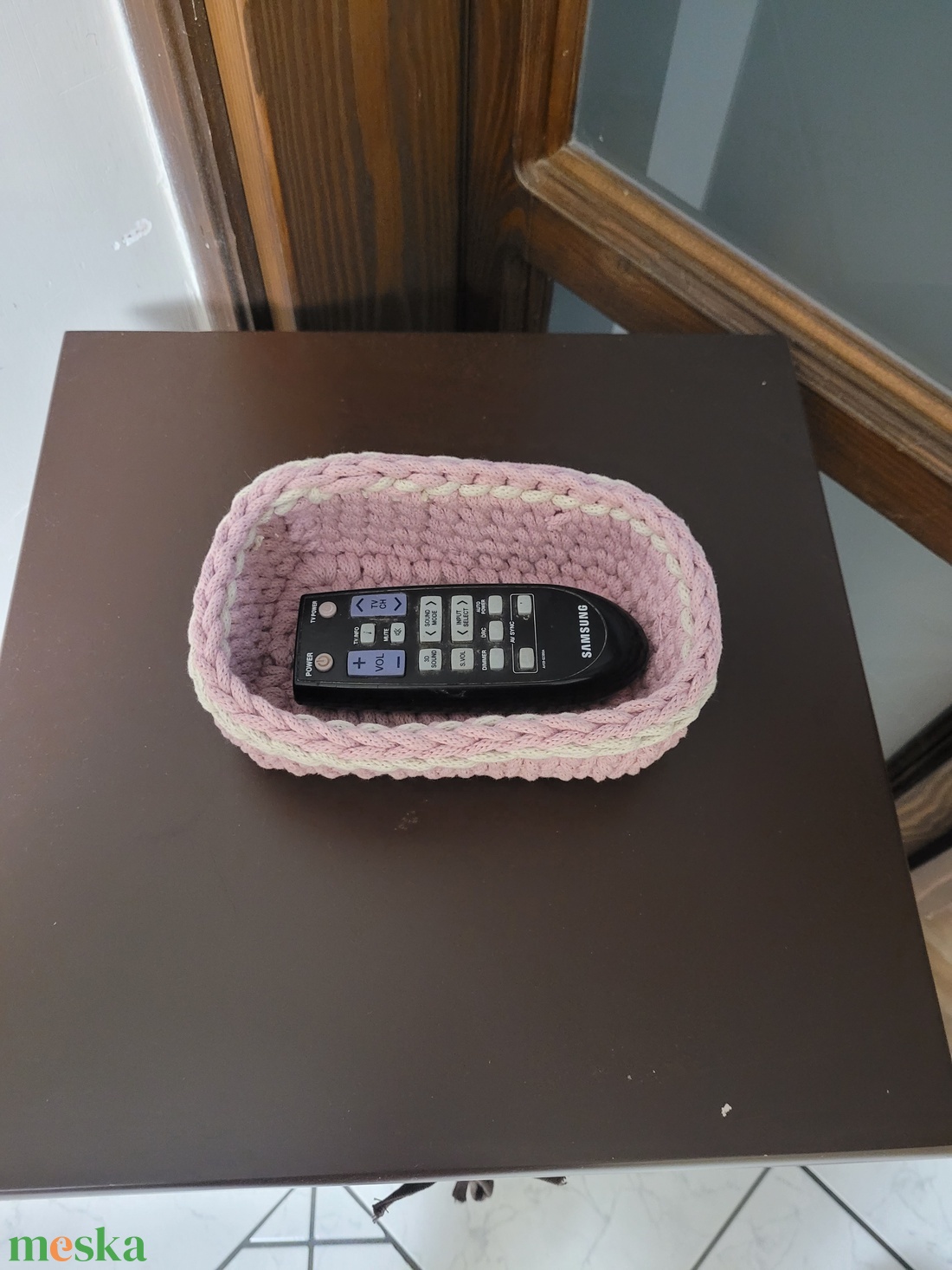 Horgolt kosarak-rózsa - otthon & életmód - dekoráció - asztal és polc dekoráció - horgolt & csipketerítő - Meska.hu