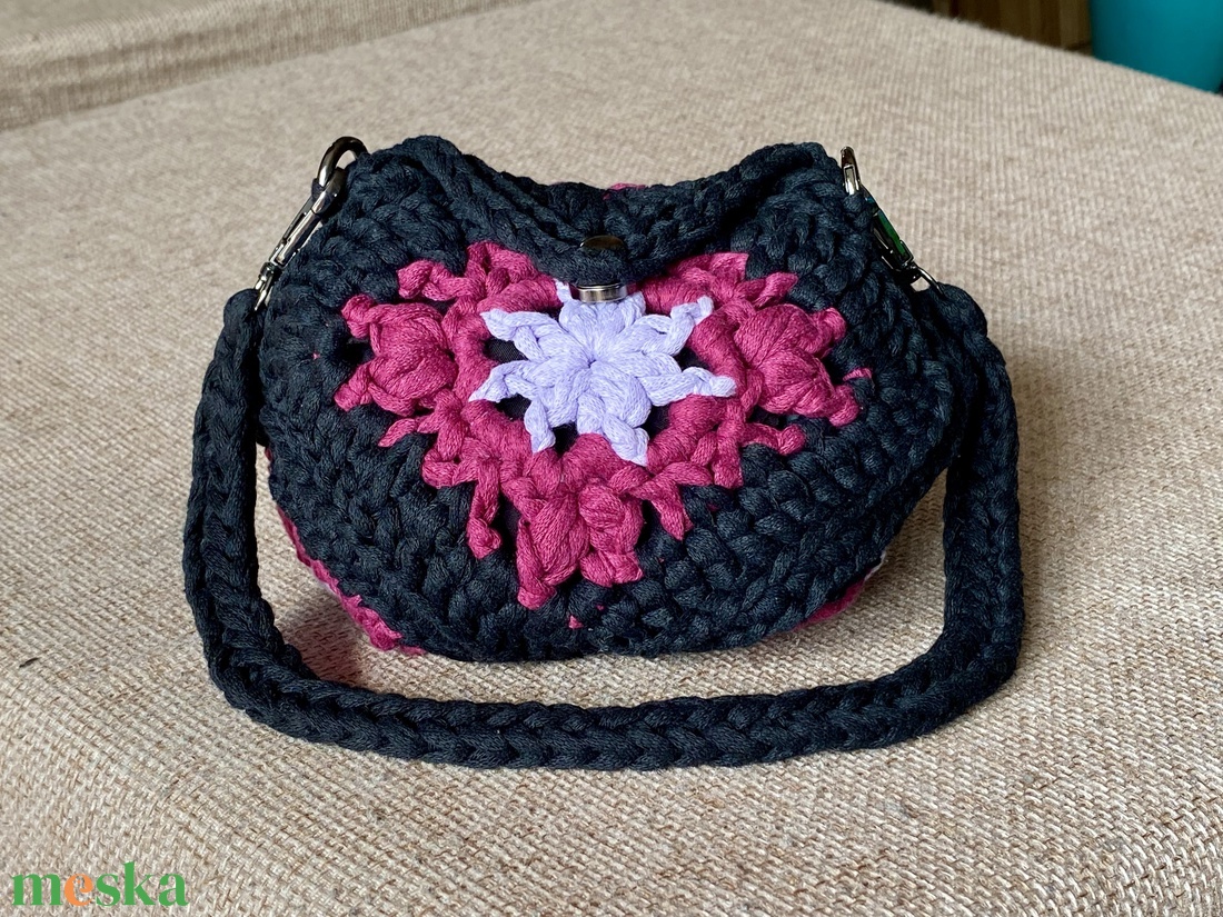 Horgolt táska - táska & tok - kézitáska & válltáska - válltáska - Meska.hu