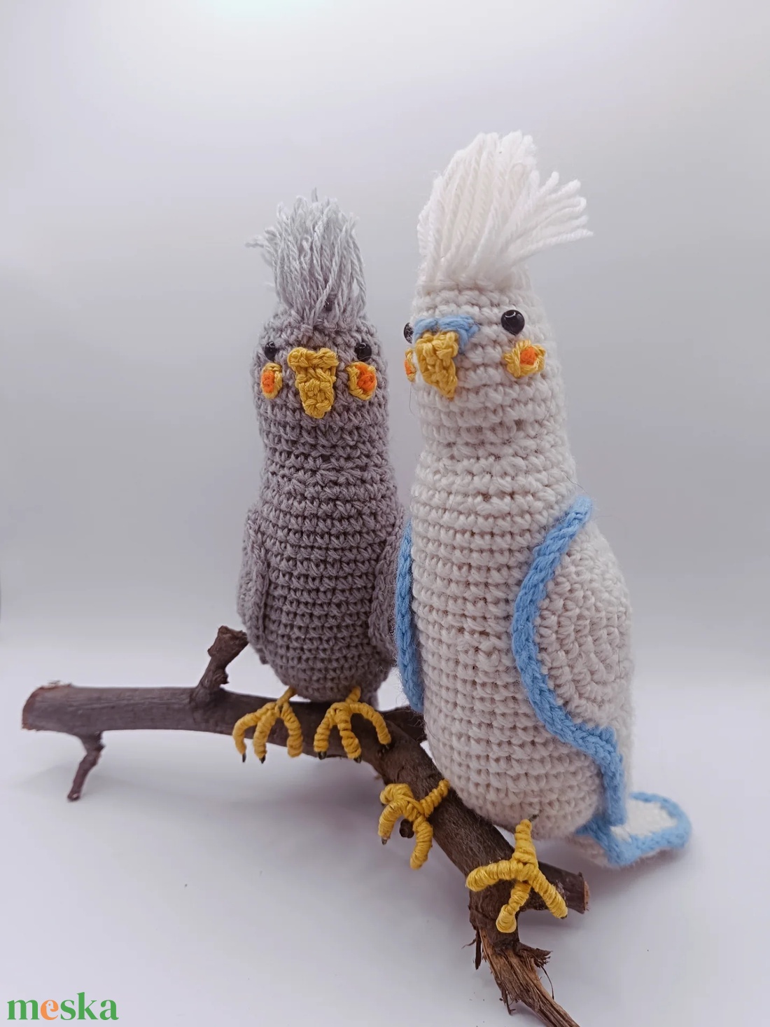 Horgolt papagáj, horgolt figura, horgolt állatka, amigurumi papagáj, amigurumi figura, amigurumi állatka - játék & sport - plüssállat & játékfigura - madár - Meska.hu