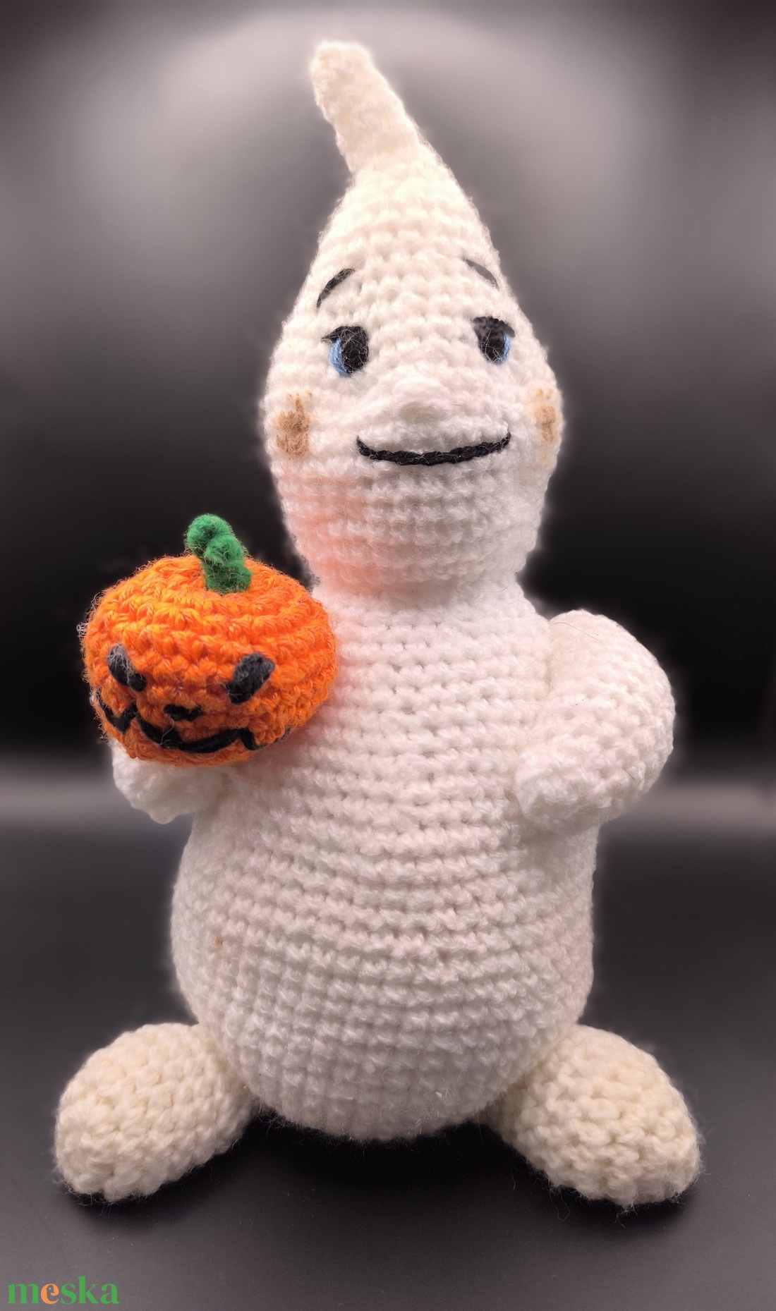 Horgolt szellem tökkel, horgolt figura, amigurumi szellem tökkel, amigurumi figura - játék & sport - plüssállat & játékfigura - más figura - Meska.hu