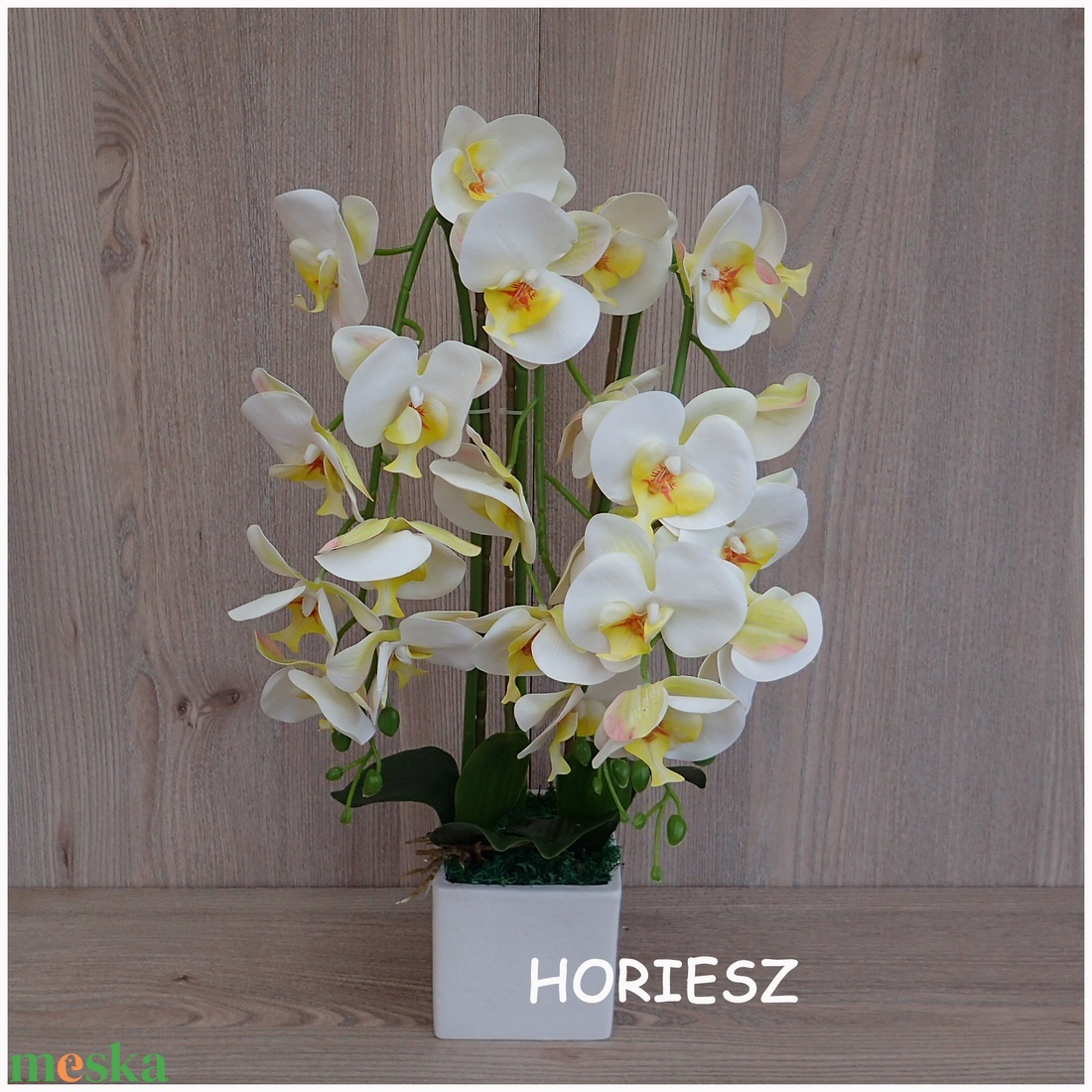 Élethű orchidea fehér kaspóban - otthon & életmód - dekoráció - virágdísz és tartó - váza - Meska.hu Élethű orchidea fehér kaspóban - otthon & életmód - dekoráció - virágdísz és tartó - váza - Meska.hu