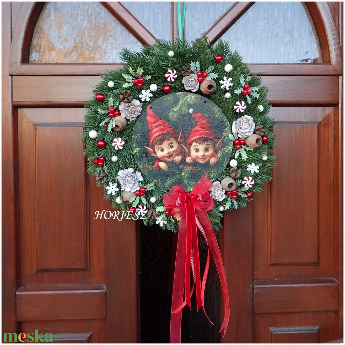 Karácsonyi manós koszorú - otthon & életmód - dekoráció - virágdísz és tartó - koszorú - Meska.hu