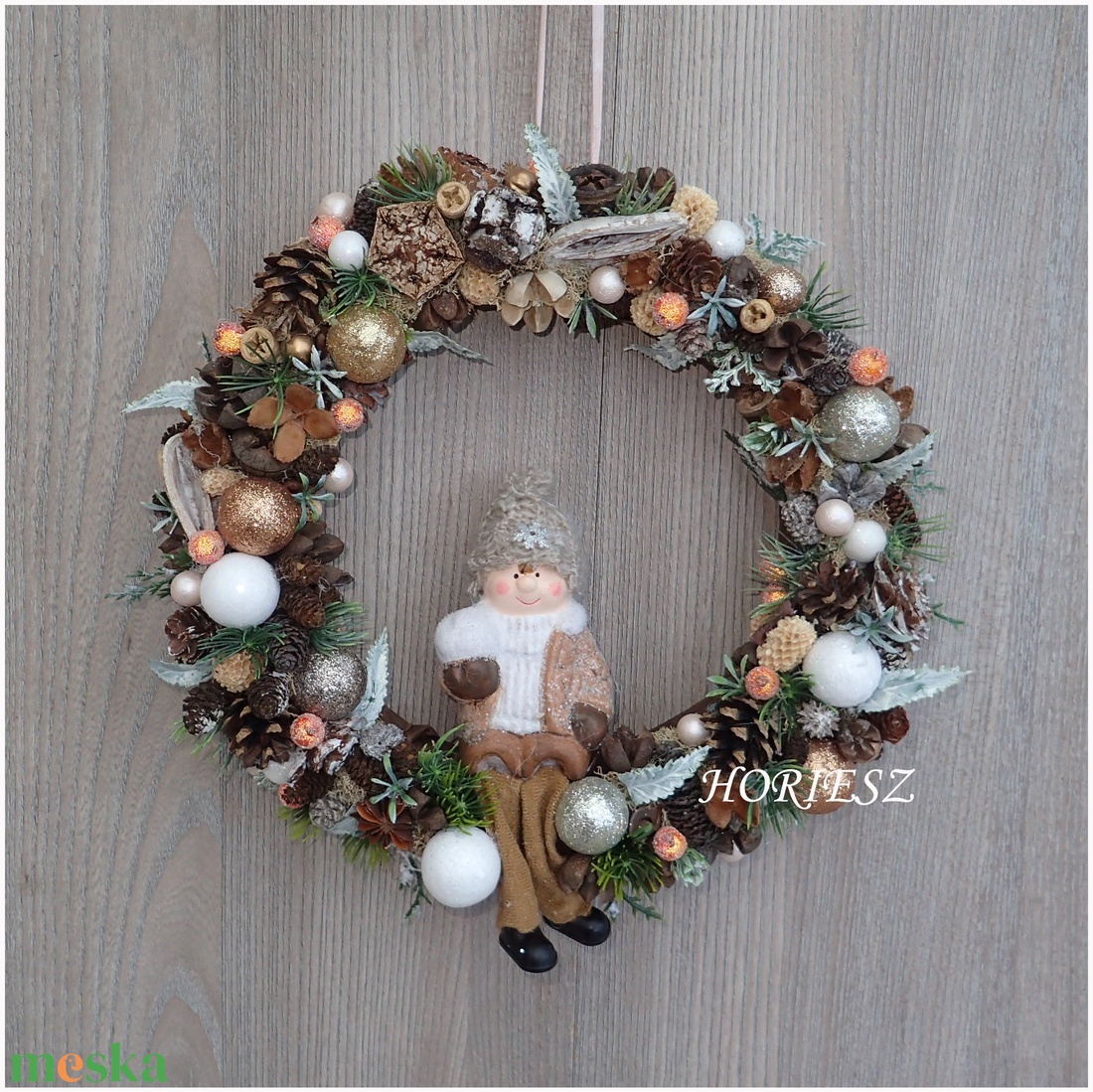 Téli karácsonyi koszorú, ajtódísz - otthon & életmód - dekoráció - virágdísz és tartó - koszorú - Meska.hu