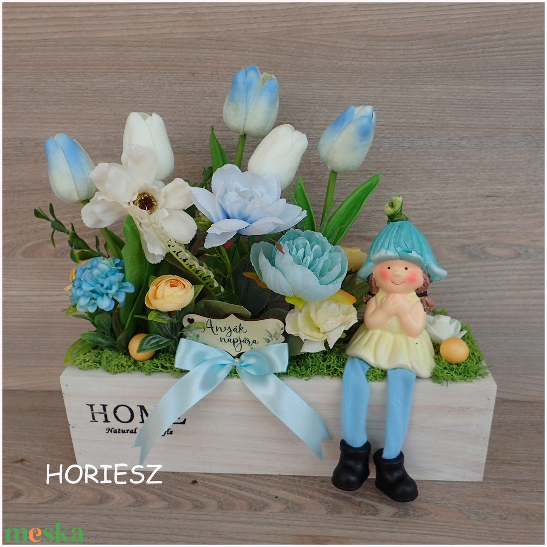 Virágos asztali dekoráció cuki kislánnyal  - otthon & életmód - dekoráció - asztal és polc dekoráció - asztaldísz - Meska.hu
