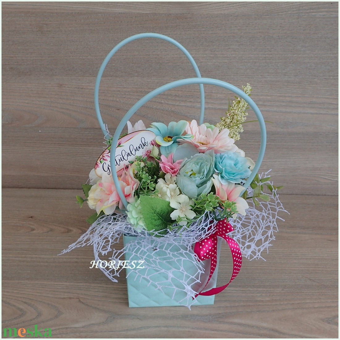 Virágtáska ballagásra, diplomaosztóra - otthon & életmód - virágdekoráció - virágok - virágcsokor - Meska.hu