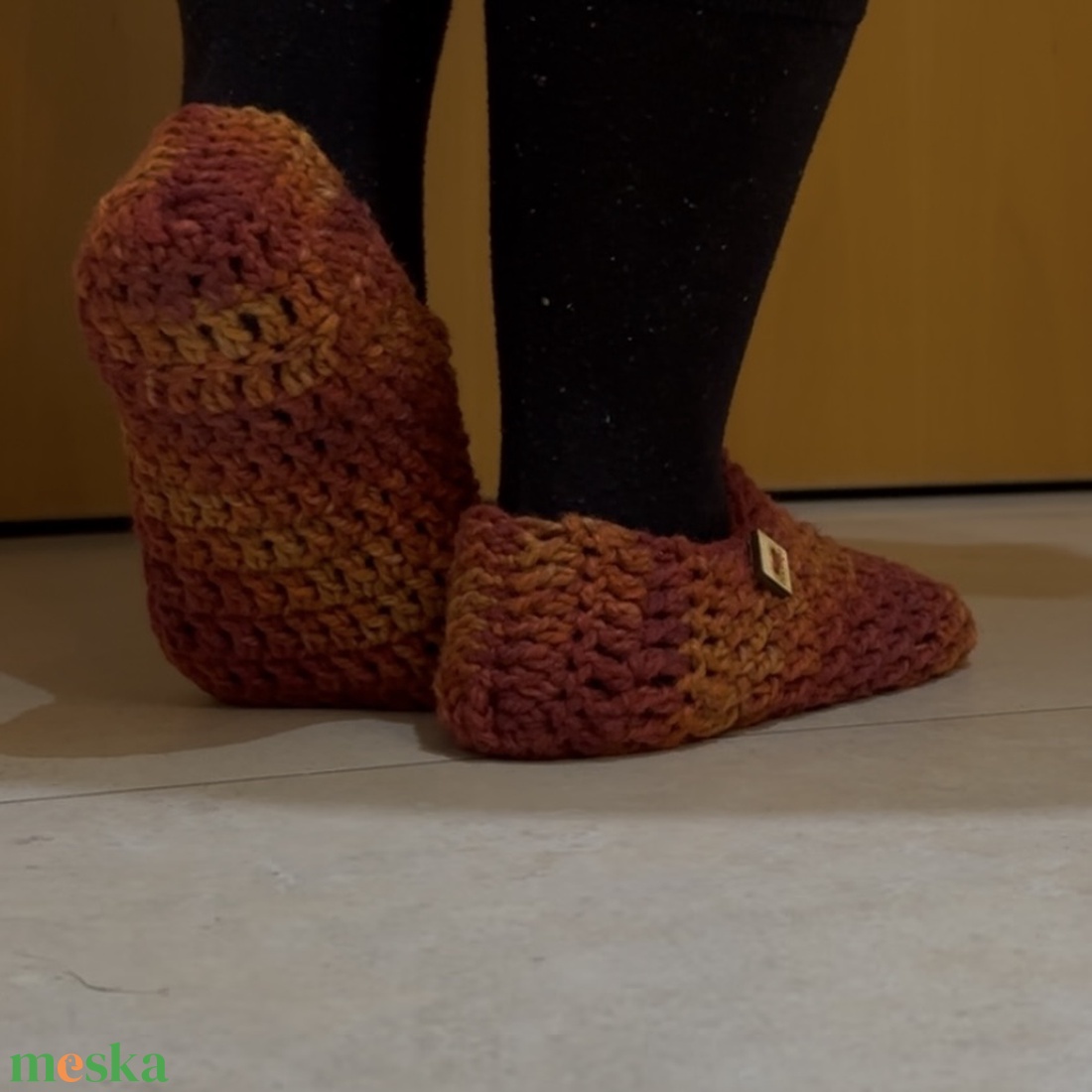 Horgolt zomusz piros-sárga - ruha & divat - cipő & papucs - mamusz & házicipő - Meska.hu Horgolt zomusz piros-sárga - ruha & divat - cipő & papucs - mamusz & házicipő - Meska.hu